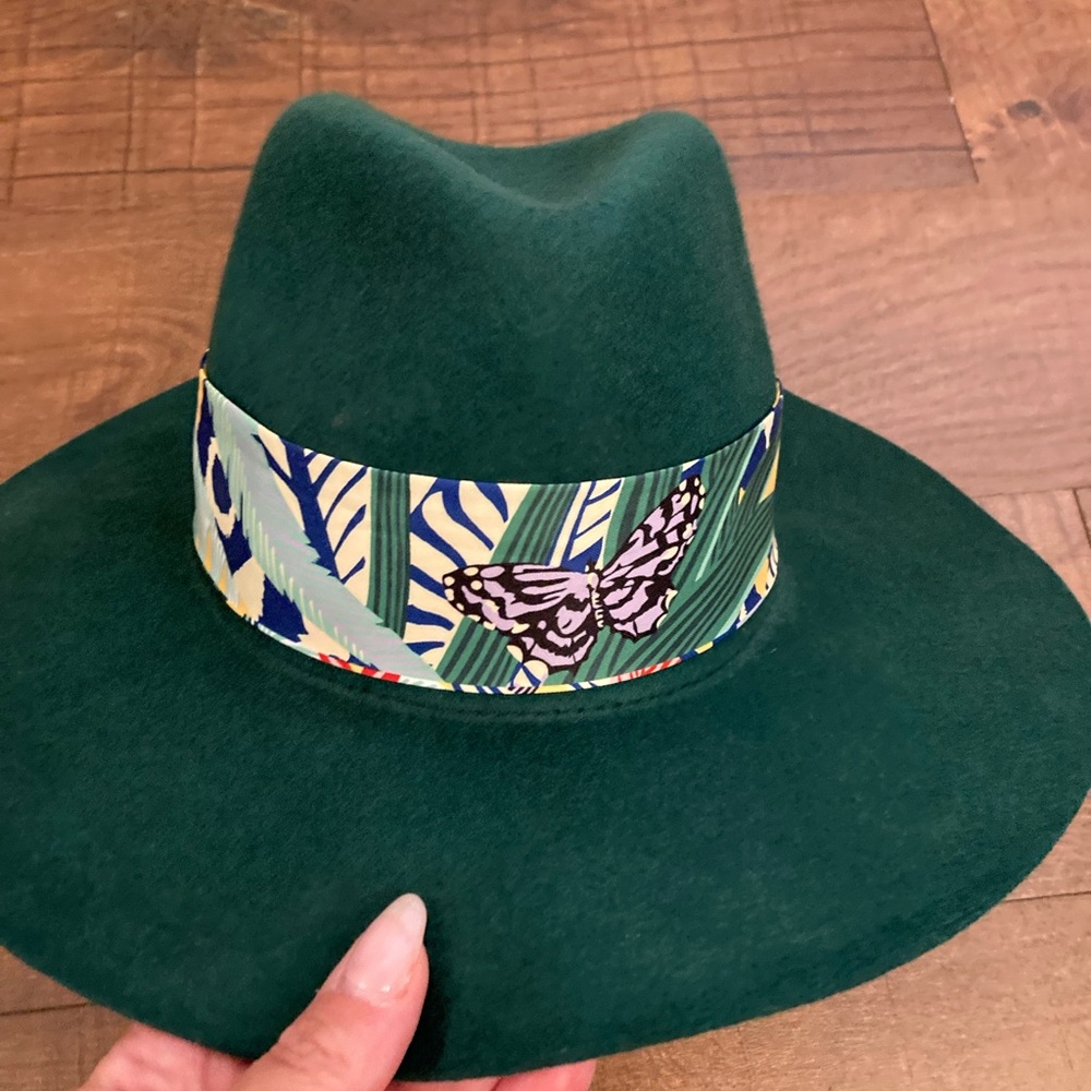 Olive & Pique Boho Green Wool Rancher Hat Butterfly Feather Leaf Patterned Band